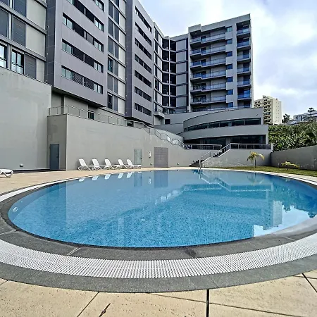 Terrace By Atlantic Apartment *